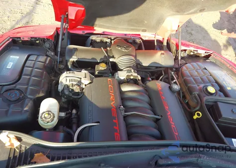 1999 Chevrolet Corvette z USA, uszkodzony, nr VIN 1G1YY32G8X5103177